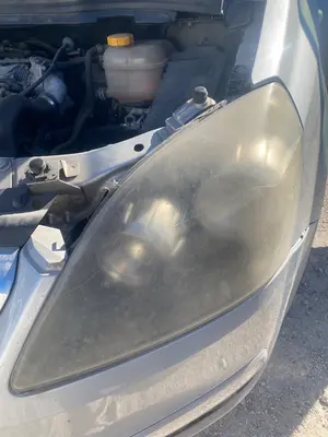 Foto de FARO IZQUIERDO OPEL ZAFIRA B 1.9 CDTI (120 CV / 88 KW) referencia 93192443