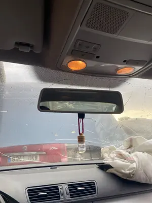 Foto de RETROVISOR INTERIOR VOLKSWAGEN PASSAT BERLINA (3C2) 2.0 TDI (140 CV / 103 KW)