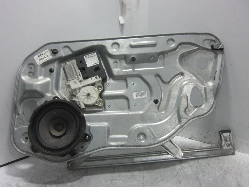 Foto de ELEVALUNAS DELANTERO DERECHO VOLVO V50 FAMILIAR 1.6 Diesel CAT (110 CV / 81 KW) referencia 30737681