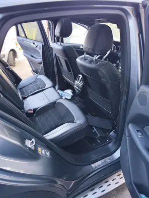 Foto de GOMAS CONTORNO PUERTA MERCEDES-BENZ CLASE GLE (BM 292) COUPE 3.0 CAT (390 CV / 287 KW)