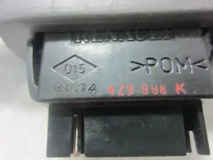 Foto de MANDO ELEVALUNAS DELANTERO IZQUIERDO RENAULT MEGANE I FASE 2 BERLINA (BA0) 1.9 dTi Diesel (80 CV / 59 KW) referencia 429998 foto 2