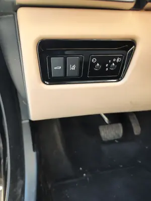 Foto de INTERRUPTOR JAGUAR XE 2.0  Turbo CAT (200 CV / 147 KW)