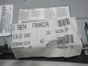 Foto de AIRBAG DELANTERO DERECHO LANCIA DELTA (181) 1.6 Diesel CAT (120 CV / 88 KW) referencia 07354611210 foto 4