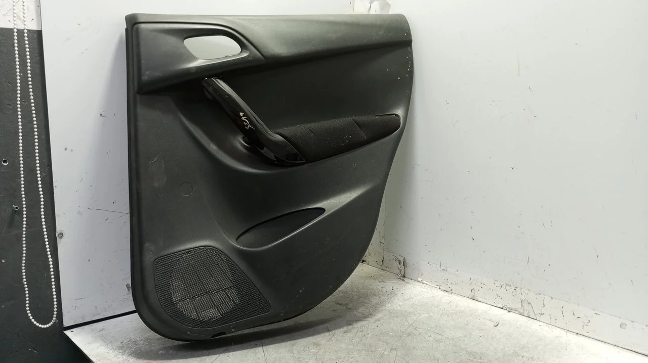 Foto de GUARNECIDO PUERTA TRASERA DERECHA CITROEN C3 1.0 VTi (68 CV / 50 KW) referencia 96835051ZD