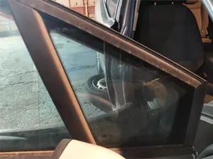 Foto de LUNA CUSTODIA DELANTERA DERECHA OPEL MERIVA B