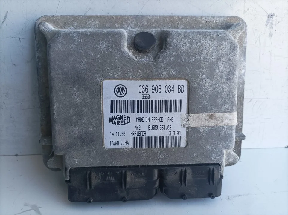 Foto de CENTRALITA MOTOR UCE SEAT IBIZA (6L1) referencia 036906034BD
