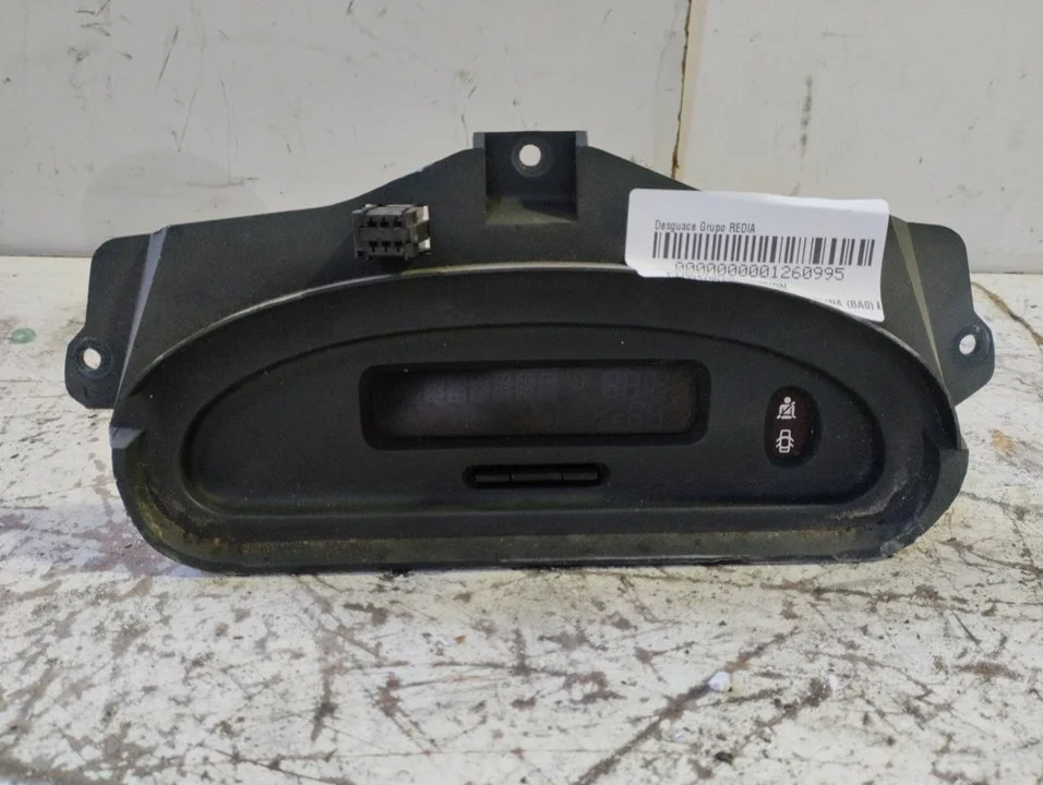 Foto de PANTALLA MULTIFUNCION RENAULT MEGANE I FASE 2 BERLINA (BA0) 1.6 (107 CV / 79 KW) referencia P7700428029A