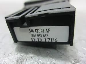 Foto de MANDO MULTIFUNCION RENAULT ESPACE IV (JK0) 2.0 16V (136 CV / 100 KW) referencia 7701049643 foto 4