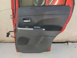 Foto de GUARNECIDO PUERTA TRASERA DERECHA MITSUBISHI ASX (GA0W) 1.6 CAT (117 CV / 86 KW)