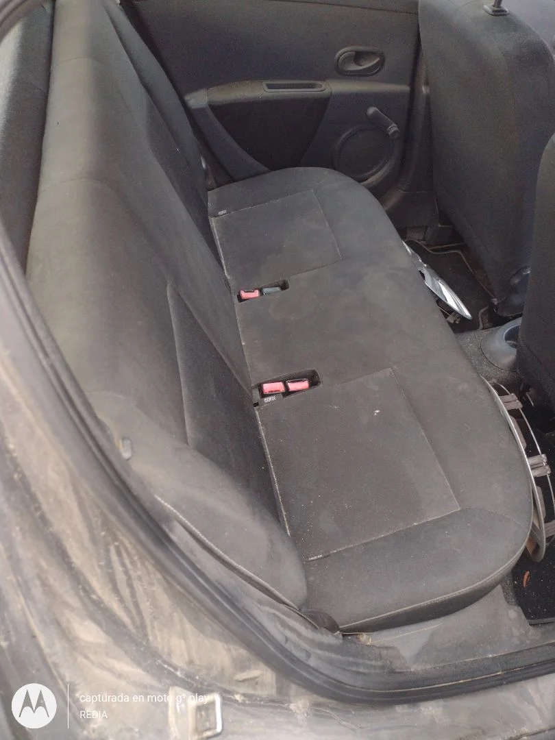Foto de ASIENTOS TRASERO IZQUIERDO RENAULT CLIO III 1.2 16V (75 CV / 55 KW)