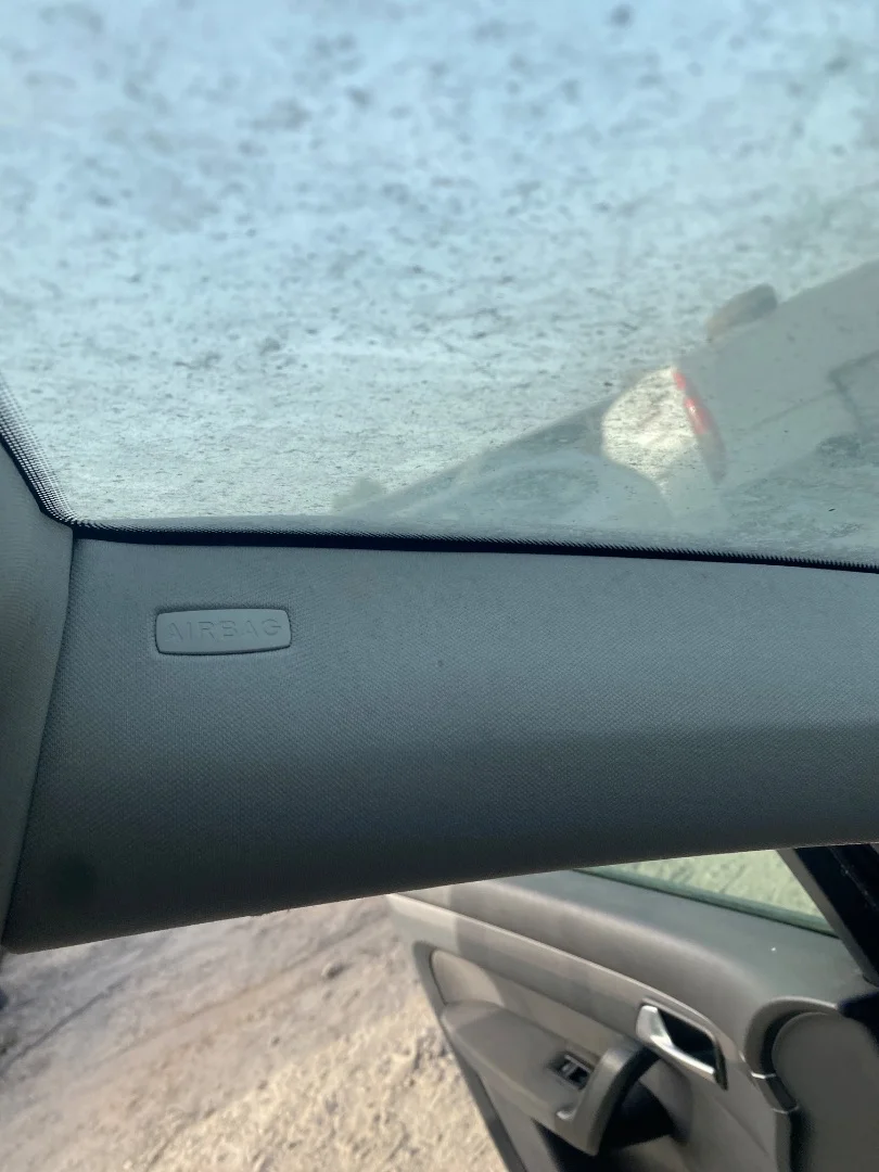 Foto de AIRBAG CORTINA DELANTERO IZQUIERDO VOLKSWAGEN TOURAN (1T3) 1.6 TDI DPF (105 CV / 77 KW) referencia 1T0880741M