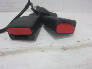 Foto de ENGANCHE CINTURON TRASERO IZQUIERDO NISSAN MICRA (K14) 0.9 CAT (90 CV / 66 KW) referencia 888435FA0A foto 3