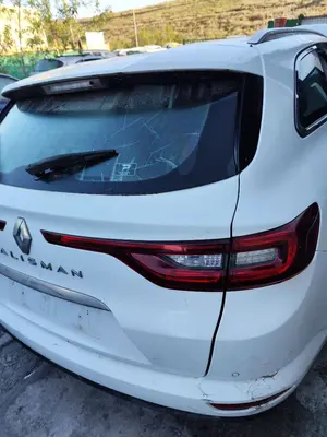 Foto de PORTON TRASERO RENAULT TALISMAN SPORT TOURER 1.6 dCi Diesel FAP Energy (131 CV / 96 KW) referencia 901001847R foto 2