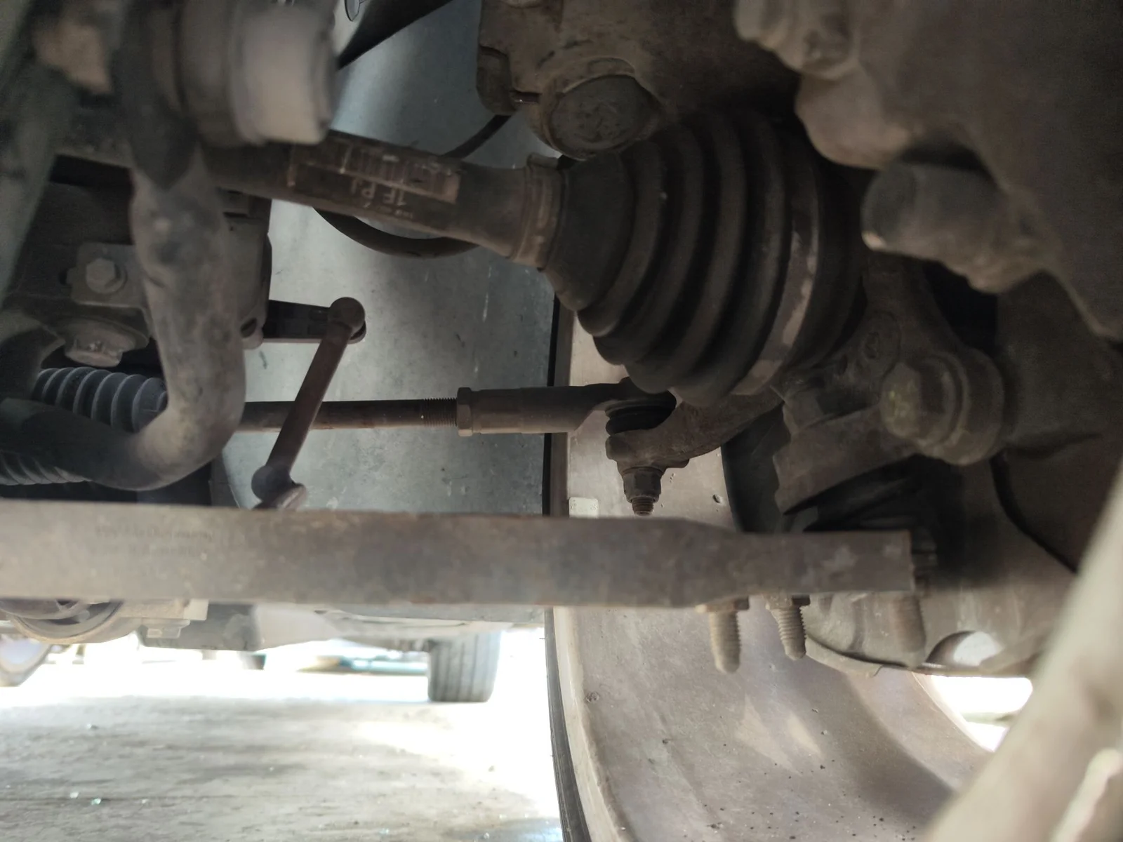 Foto de BRAZO SUSPENSION DELANTERO IZQUIERDO VOLKSWAGEN GOLF V (1K1)(10.2003) 1.4 16V TSI (170 CV / 125 KW)