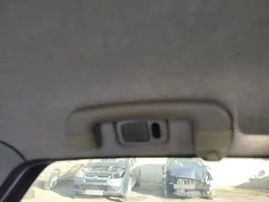 Foto de ASIDERO TECHO TRASERO IZQUIERDO RENAULT LAGUNA (B56) 2.0  (113 CV / 83 KW)