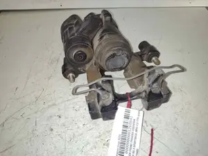 Foto de PINZA DE FRENO TRASERA IZQUIERDA AUDI RS 3 SPORTBACK (8VA) 2.5 20V TFSI (367 CV / 270 KW) referencia 8V0615405 foto 3