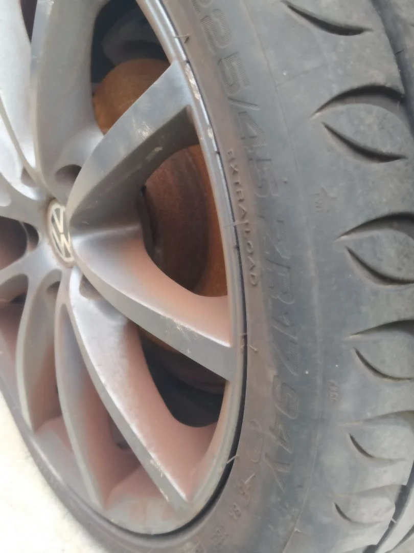 Foto de LLANTA VOLKSWAGEN GOLF PLUS V (5M1) 1.9 TDI (105 CV / 77 KW)