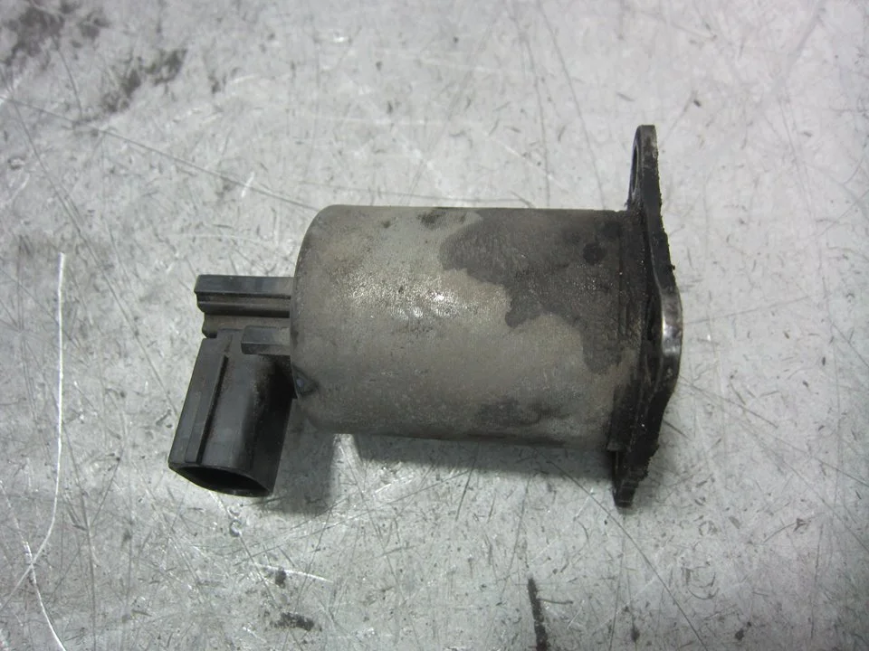 Foto de VALVULA EGR RENAULT MEGANE I FASE 2 BERLINA (BA0) 1.9 dCi Diesel CAT (102 CV / 75 KW) referencia 8200542997