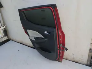 Foto de PUERTA TRASERA IZQUIERDA NISSAN MICRA (K14) 0.9 CAT (90 CV / 66 KW) foto 2