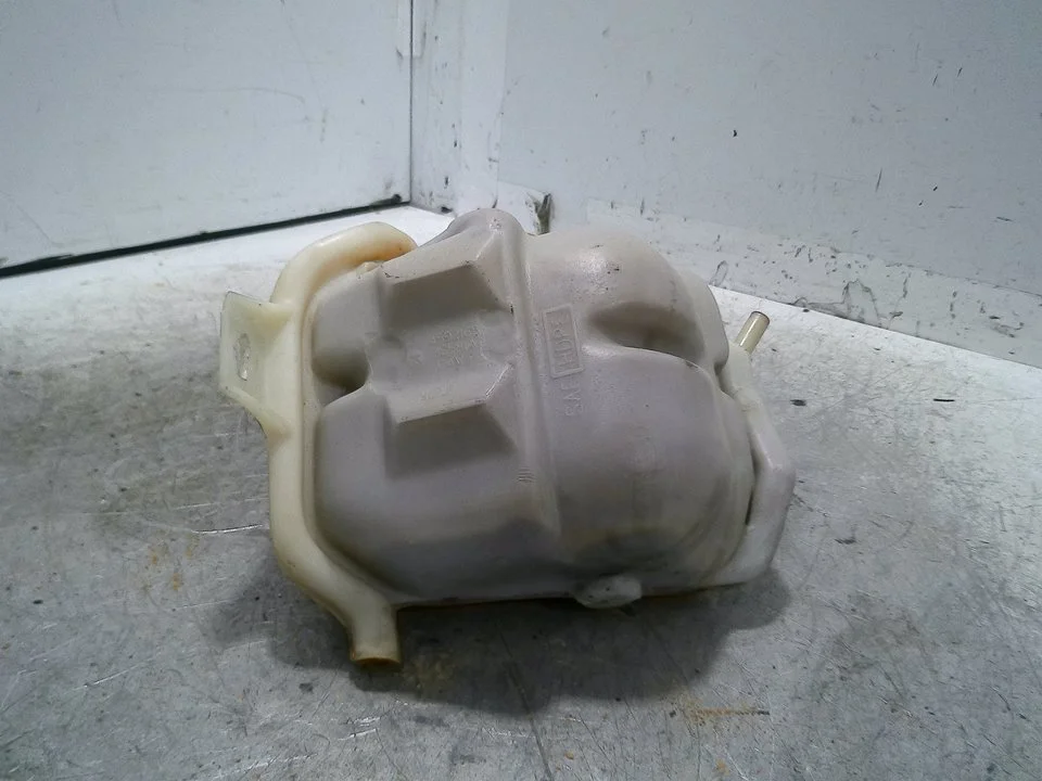 Foto de DEPOSITO EXPANSION CHRYSLER STRATUS JX CABRIO 2.5 CAT (163 CV / 120 KW) referencia 4592165