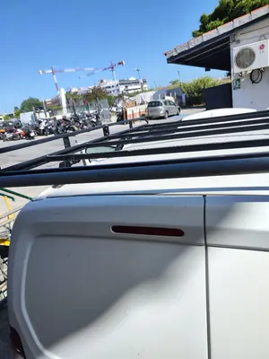 Foto de BARRAS TECHO CITROEN BERLINGO FURGÓN 1.6 16V HDi FAP (75 CV / 55 KW) foto 2