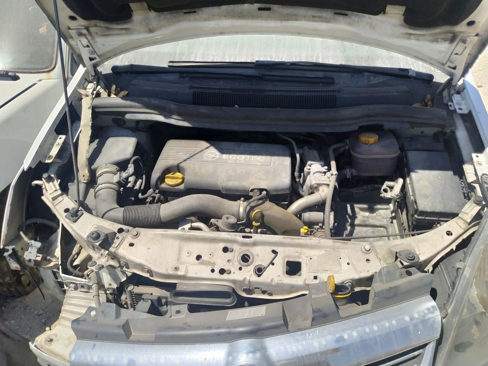 Foto de PUNTA CHASIS DELANTERA OPEL ZAFIRA B 1.7 16V CDTI (110 CV / 81 KW)