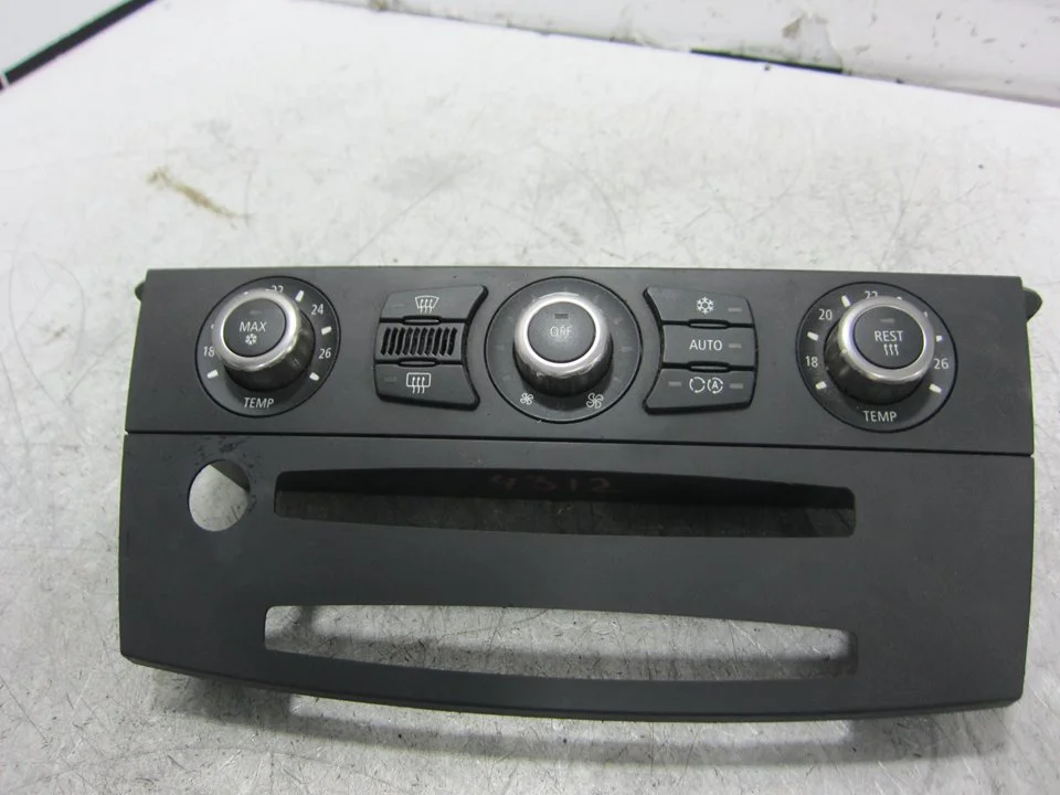 Foto de MANDO CALEFACCION / AIRE ACONDICIONADO BMW SERIE 5 BERLINA (E60) 3.0 Turbodiesel CAT (231 CV / 170 KW) referencia 698850401