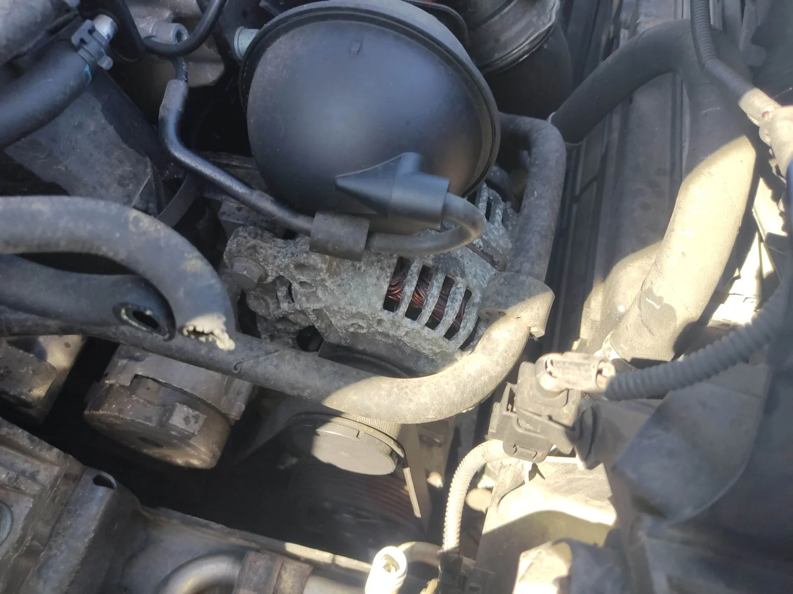 Foto de ALTERNADOR SEAT ALTEA (5P1) 2.0 TDI (140 CV / 103 KW) referencia 06F903023B