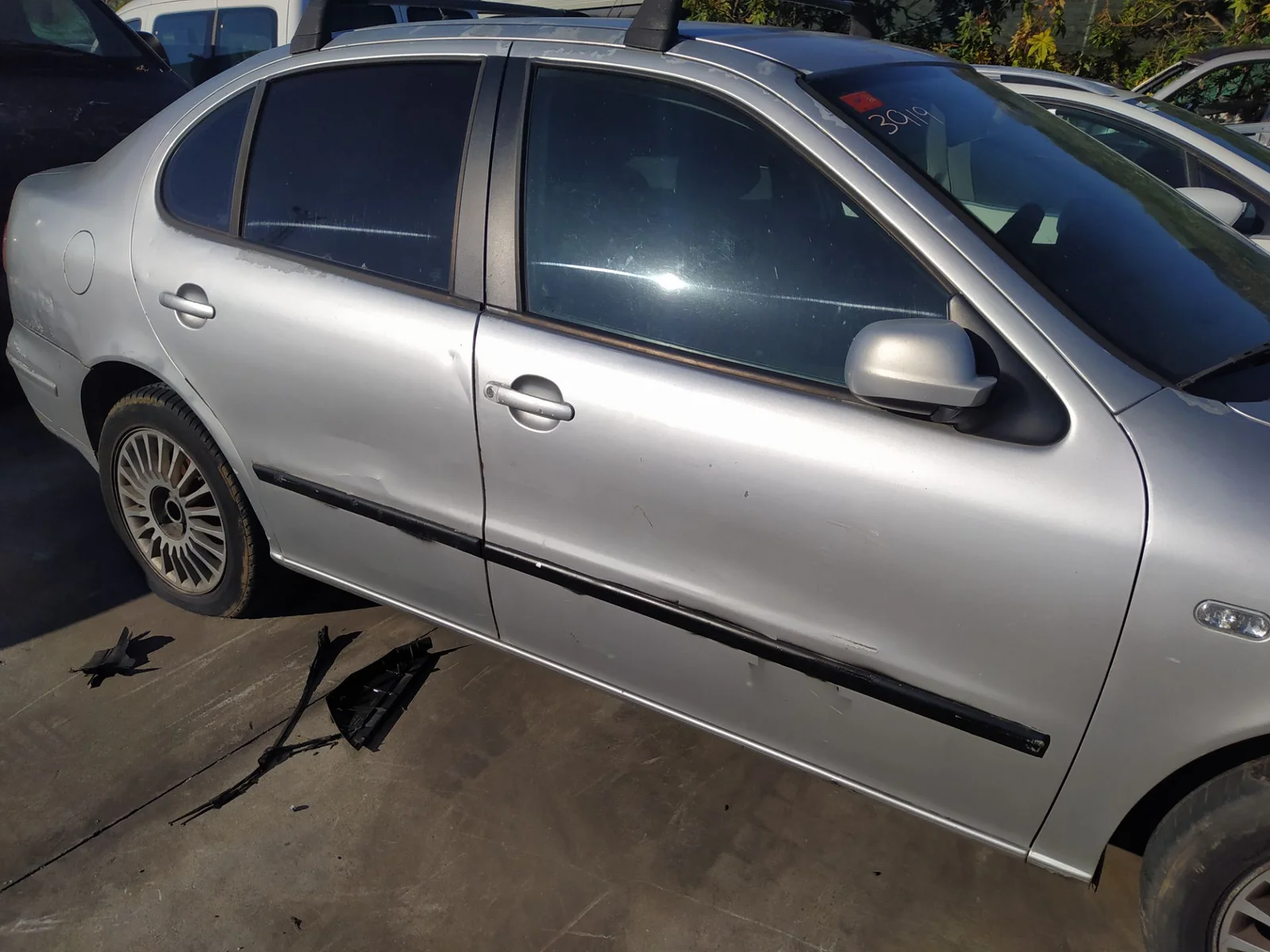 Foto de PUERTA TRASERA DERECHA SEAT TOLEDO (1M2) 1.9 TDI (110 CV / 81 KW) referencia 1M0833056N