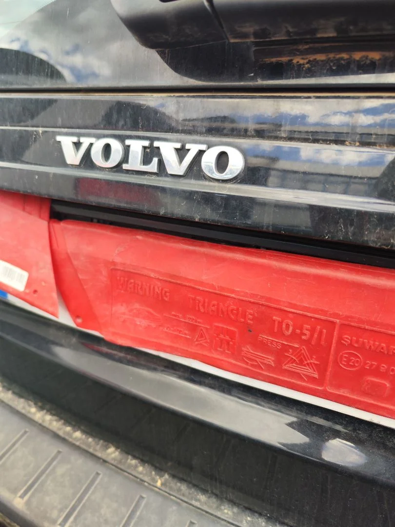 Foto de MANETA EXTERIOR MALETERO / PORTON VOLVO V50 FAMILIAR 2.0 Diesel CAT (136 CV / 100 KW)