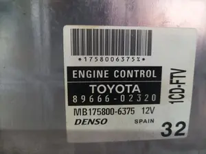 Foto de CENTRALITA MOTOR UCE TOYOTA COROLLA (E12) 2.0 Turbodiesel CAT (110 CV / 81 KW) referencia 8966602320 foto 4