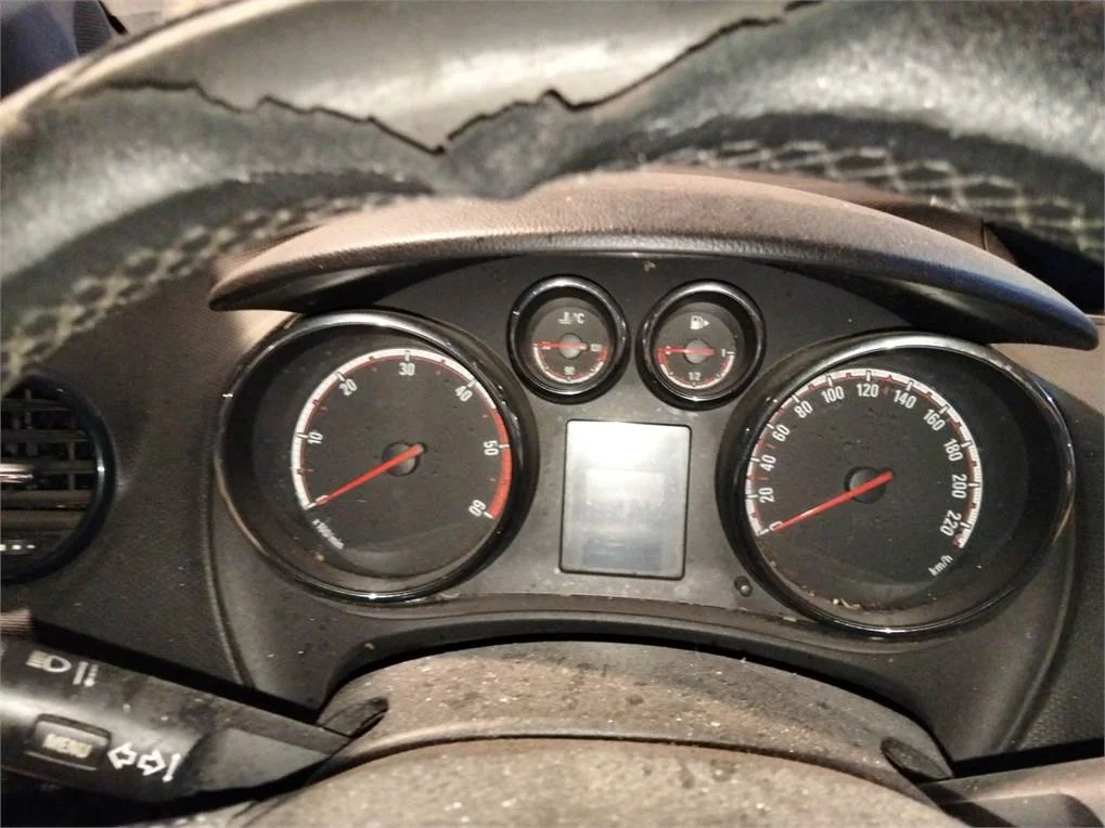 Foto de CUADRO INSTRUMENTOS OPEL MERIVA B