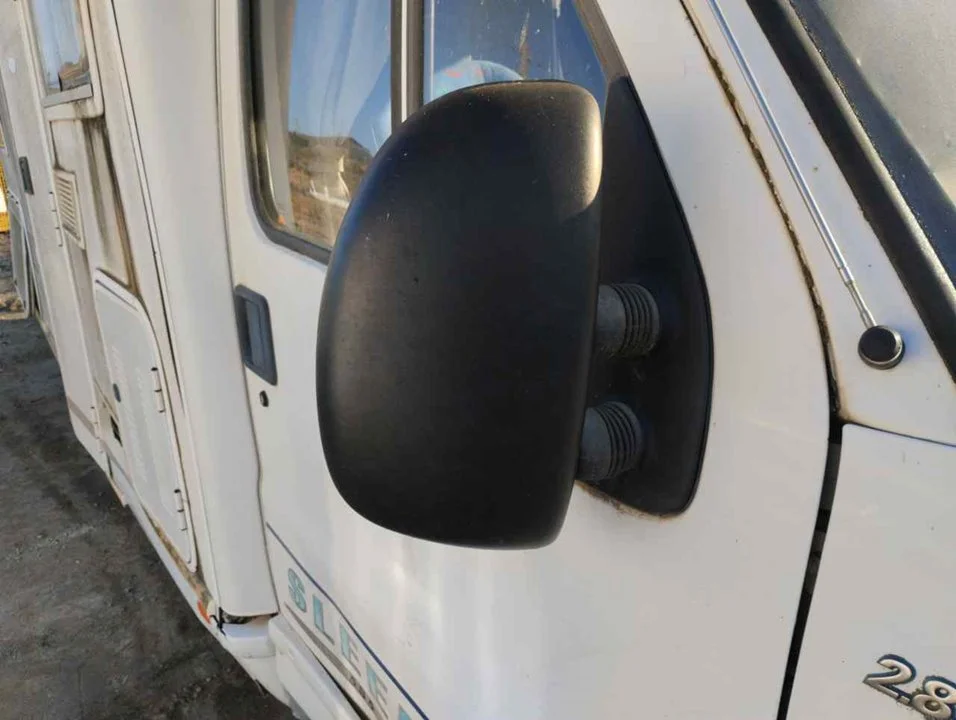 Foto de RETROVISOR DERECHO FIAT DUCATO II CAMIÓN 2.8 JTD (146 CV / 107 KW) referencia 0157142