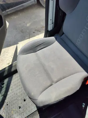 Foto de ASIENTO DELANTERO DERECHO CITROEN BERLINGO FURGÓN 1.6 16V HDi FAP (75 CV / 55 KW)