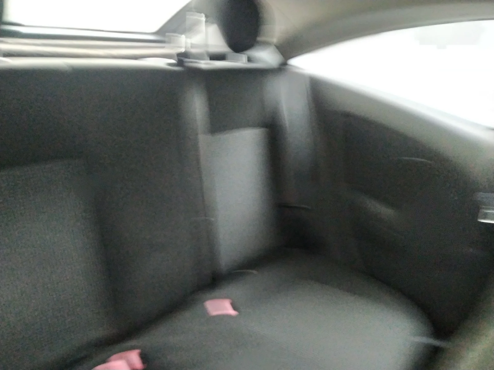 Foto de CINTURON SEGURIDAD TRASERO IZQUIERDO OPEL CORSA D 1.2 16V CAT (Z 12 XEP / LB4) (80 CV / 59 KW)