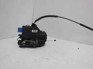 Foto de CERRADURA PUERTA TRASERA IZQUIERDA SEAT TOLEDO (5P2) 1.9 TDI (105 CV / 77 KW) referencia 7L0839015 foto 4