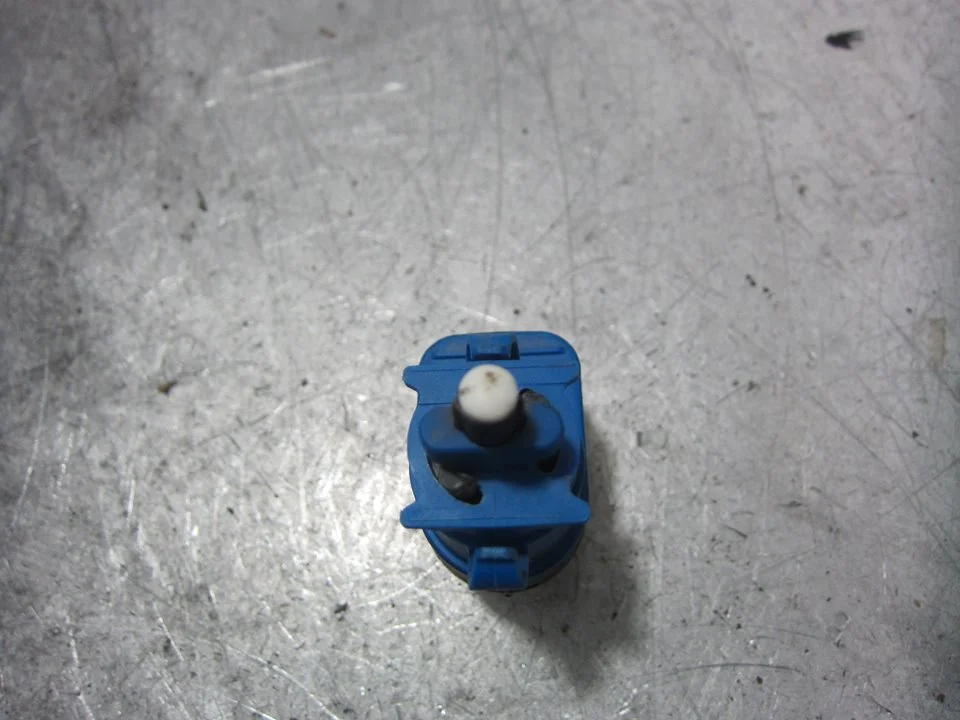 Foto de INTERRUPTOR FIAT 500X (334) 2.0 16V Multijet CAT (140 CV / 103 KW) referencia 50512681