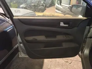 Foto de GUARNECIDO PUERTA DELANTERA IZQUIERDA FORD FOCUS SPORTBREAK (CAP) 1.6 TDCi CAT (90 CV / 66 KW) referencia 1421485