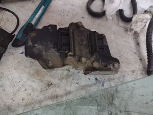 Foto de MODULO ENCENDIDO AUDI A8 (D2) 3.7 V8 32V (230 CV / 169 KW) referencia 4D0905351 foto 1