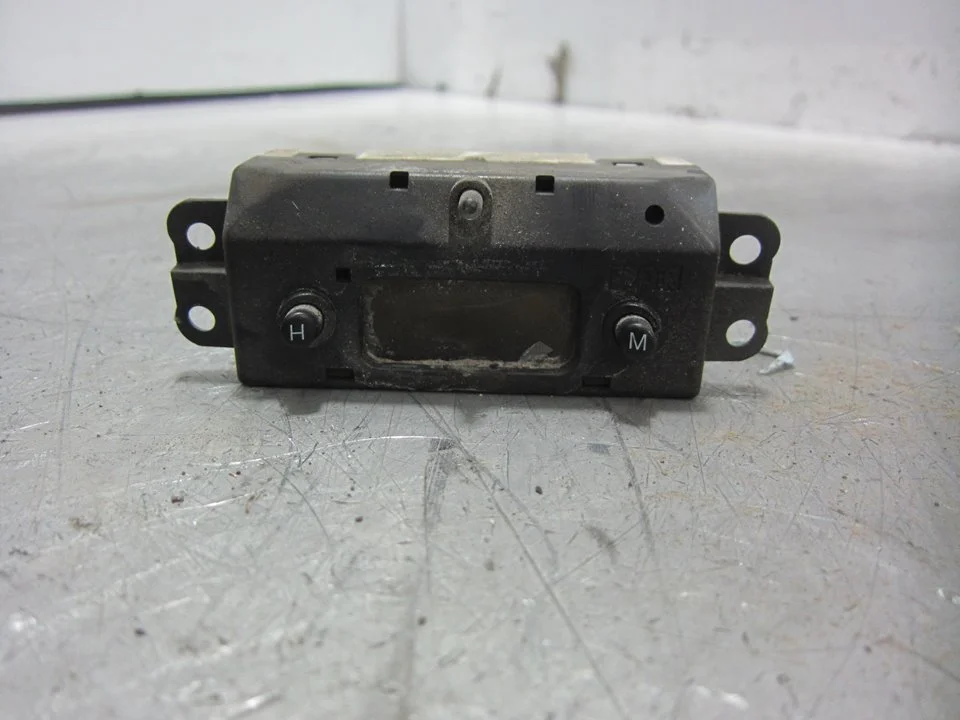 Foto de PANTALLA MULTIFUNCION FORD FOCUS BERLINA (CAK) 1.6 16V CAT (101 CV / 74 KW) referencia 98AB15000CCW
