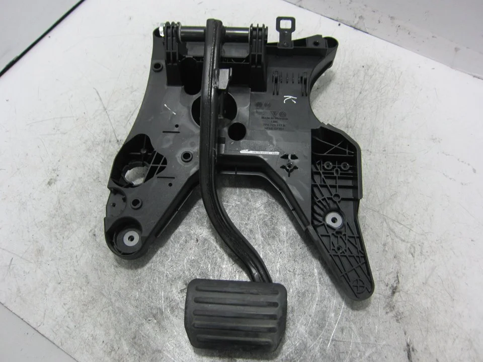 Foto de PEDAL FRENO PORSCHE CAYENNE (TIPO 92A) referencia 7P0723031AK