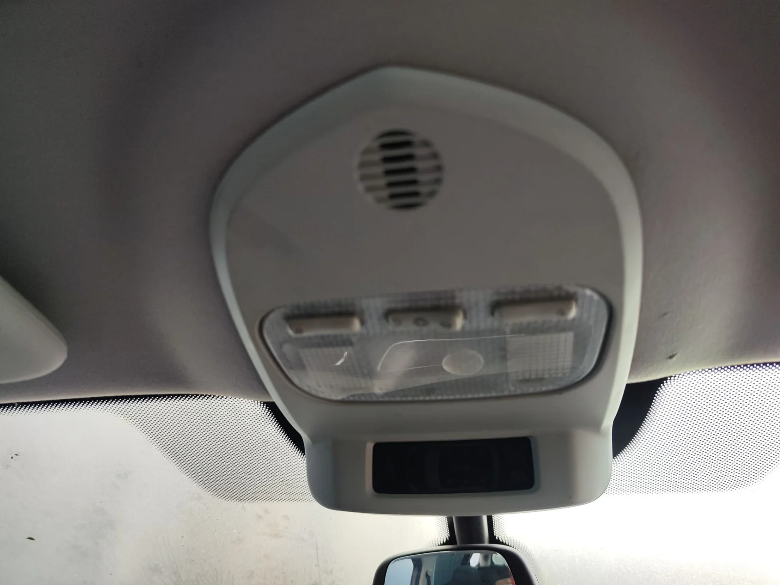 Foto de LUZ INTERIOR PEUGEOT 5008 1.6 HDi FAP CAT (9HZ / DV6TED4) (109 CV / 80 KW)