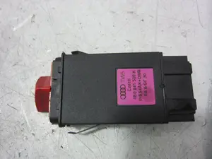 Foto de WARNING AUDI A6 BERLINA (4B2) 2.4 V6 30V CAT (BDV) (170 CV / 125 KW) referencia 4B0941509K foto 2