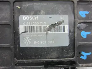 Foto de CENTRALITA MOTOR UCE VOLKSWAGEN GOLF III (1H1)(11.1991) 1.8 (75 CV / 55 KW) referencia 1H0907311E foto 3