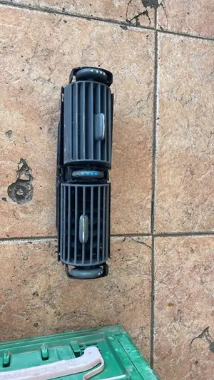 Foto de AIREADOR CENTRAL BMW SERIE 3 BERLINA (E46)