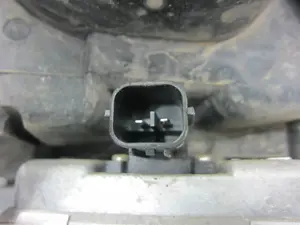 Foto de FARO DERECHO MAZDA 3 BERLINA (BK) 1.6 CD Diesel CAT (109 CV / 80 KW) referencia 4140480900 foto 4