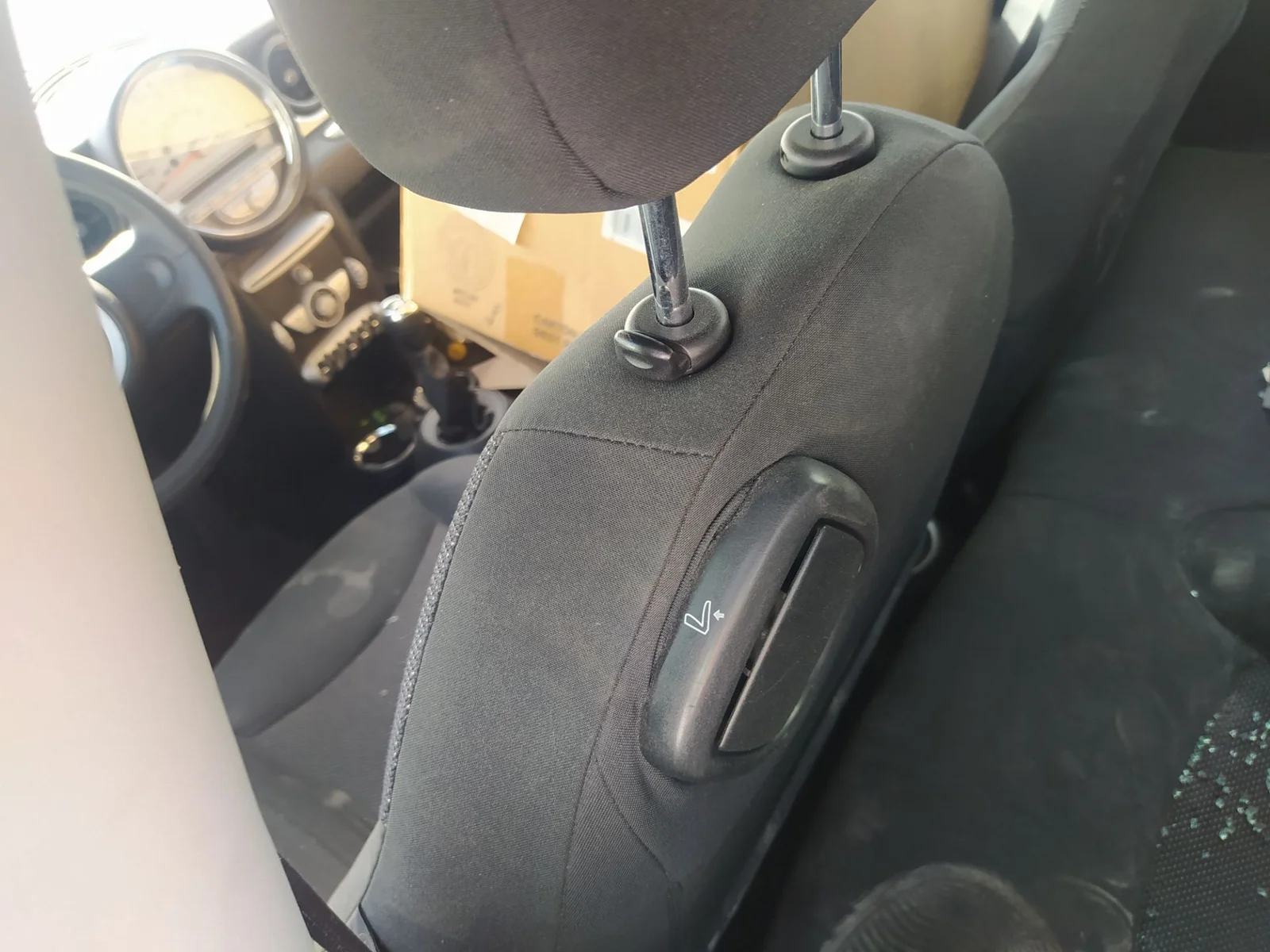 Foto de AIRBAG LATERAL IZQUIERDO MINI MINI (R56) 1.4 16V CAT (95 CV / 70 KW) referencia 52102753587