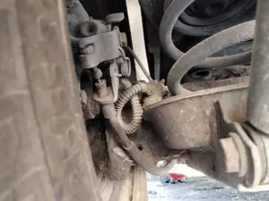 Foto de MANGUETA TRASERA IZQUIERDA RENAULT TRAFIC II COMBI 1.9 Diesel (101 CV / 74 KW)