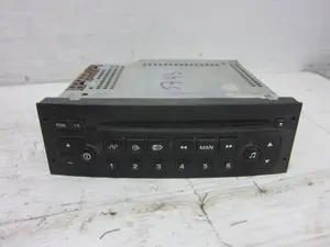Foto de SISTEMA AUDIO / RADIO CD PEUGEOT PARTNER (S2) 1.9 Diesel (69 CV / 51 KW) referencia 96545978XT01