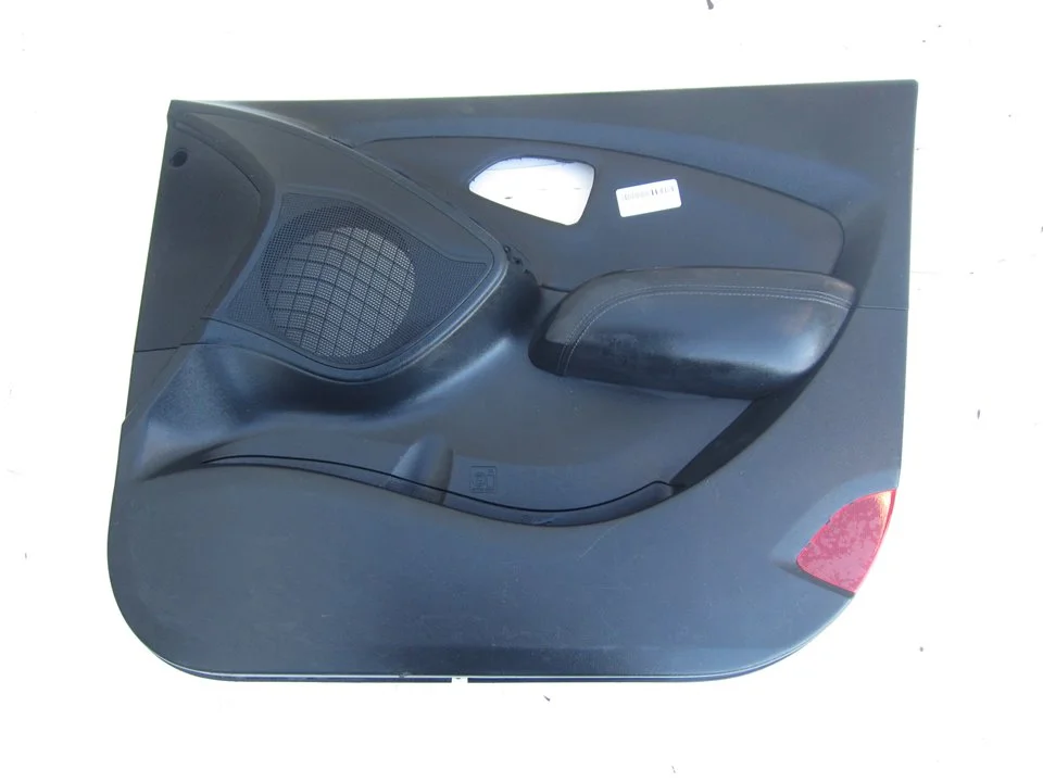 Foto de GUARNECIDO PUERTA DELANTERA DERECHA HYUNDAI IX35 (EL/LM) 2.0 CRDi CAT (184 CV / 135 KW) referencia 823802Y000
